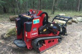 Mini loader- tracked for hire Valley Heights