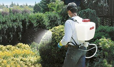 SOLO 425 15 L BACKPACK CHEMICAL SPRAYER WITH EXTRA LONG CARBON SPRAY WAND