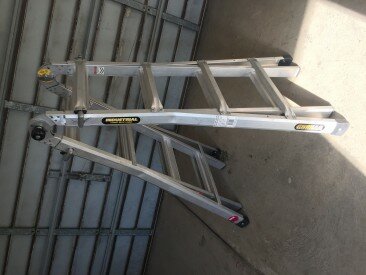 Ladder. Gorilla MM15-I. Industrial. 120kgs load limit. A-frame height max 2.1m. Extended height max 4.5m.