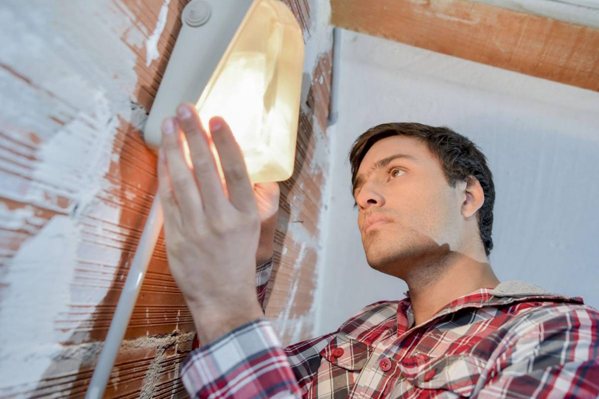 DIY Electrical Safety: Key Tips Every Homeowner Should Follow