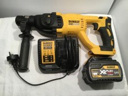 Dewalt SDS Brushless Rotary Hammer Drill 18v XR Cordless with 6AH Battery and Charger