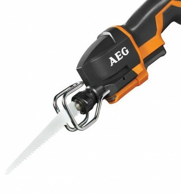 AEG 18 VOLT RECIPROCATING SAW (1 HANDED OPERATION)